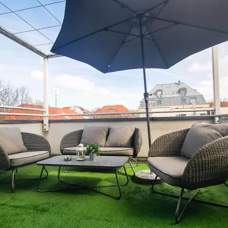 شقة Residenz Goethe Mit 2 Dachterrassen لبسيا